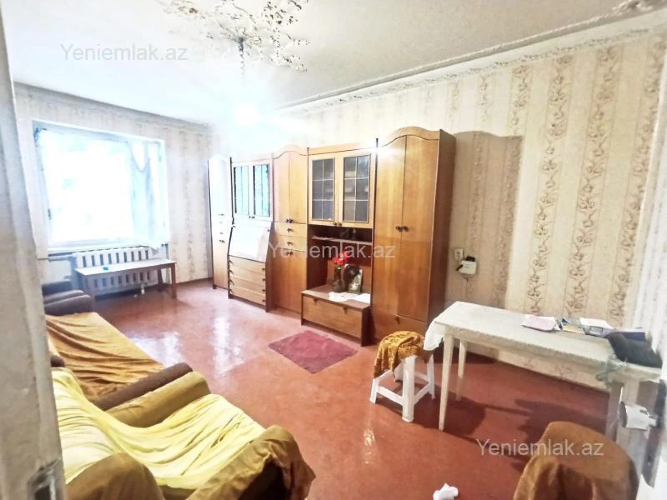 Satılır 3 otaqlı köhnə tikili 80 m²