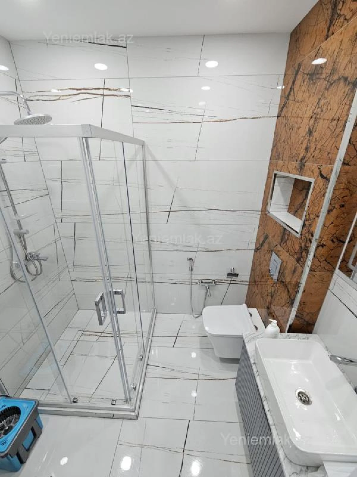 Satılır 2 otaqlı yeni tikili 60 m²