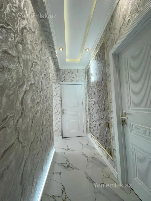 Satılır 3 otaqlı yeni tikili 100 m²