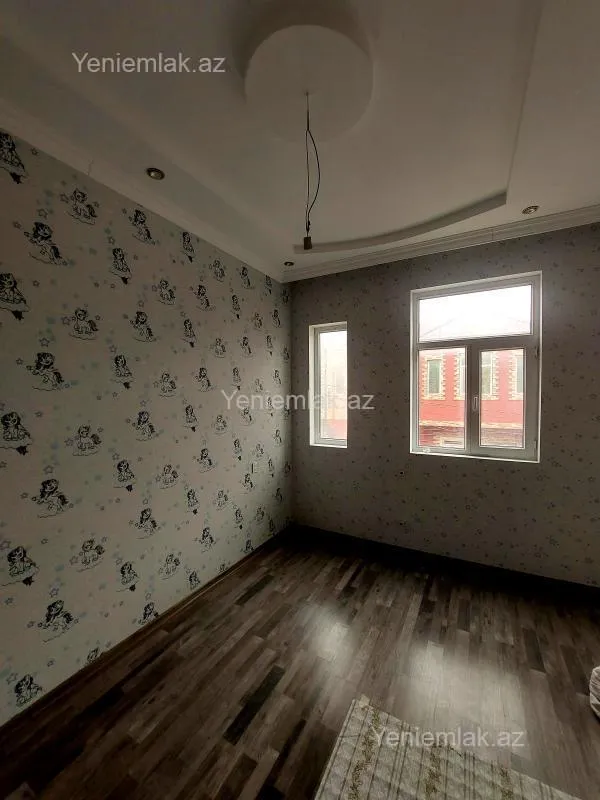 Satılır 3 otaqlı həyət evi 100 m²