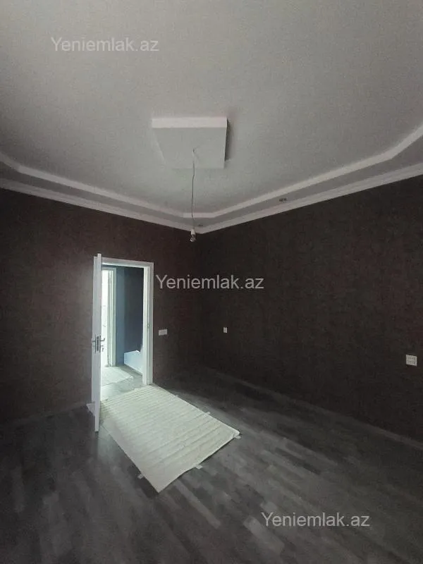 Satılır 3 otaqlı həyət evi 100 m²
