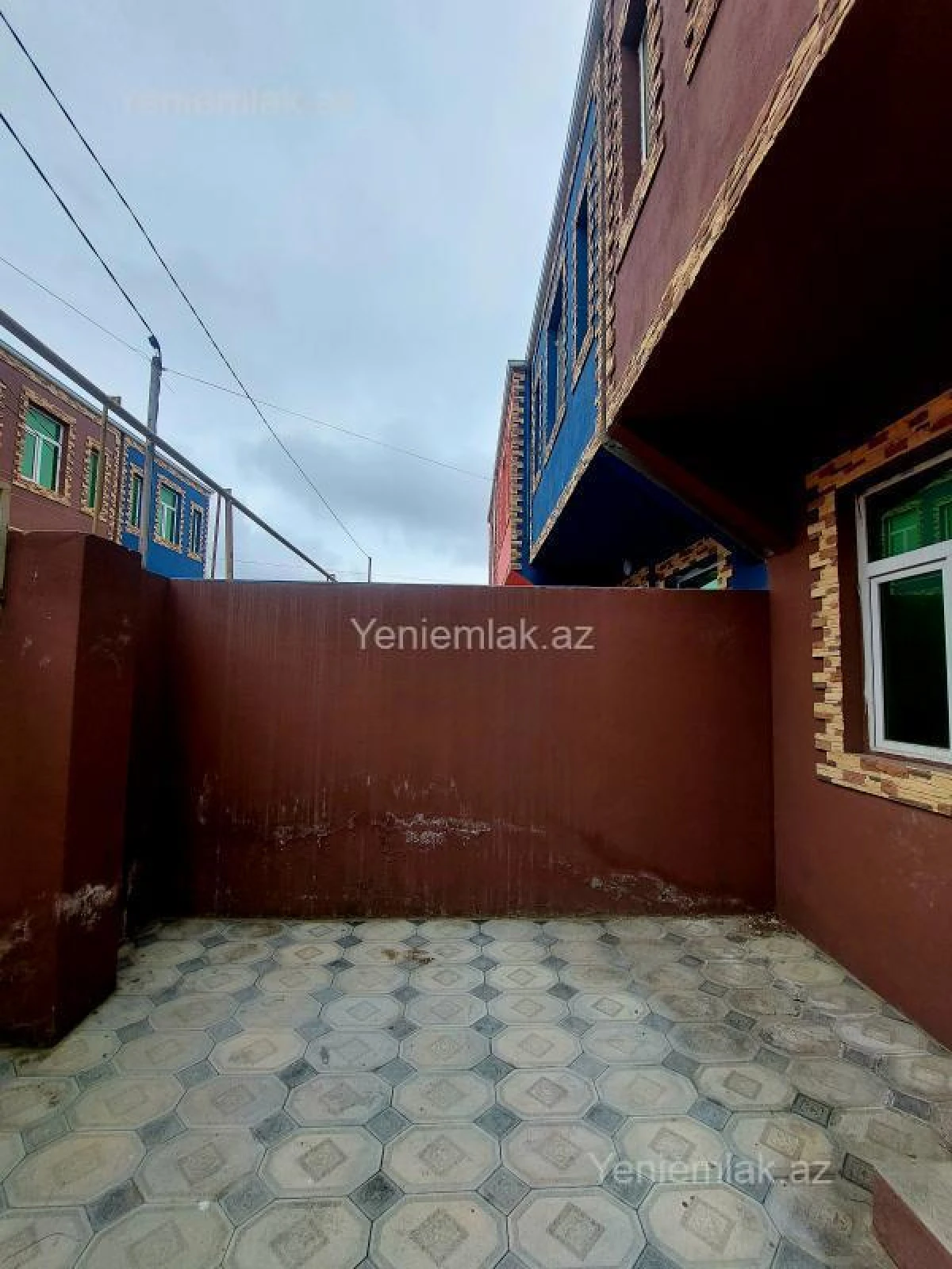 Satılır 3 otaqlı həyət evi 100 m²