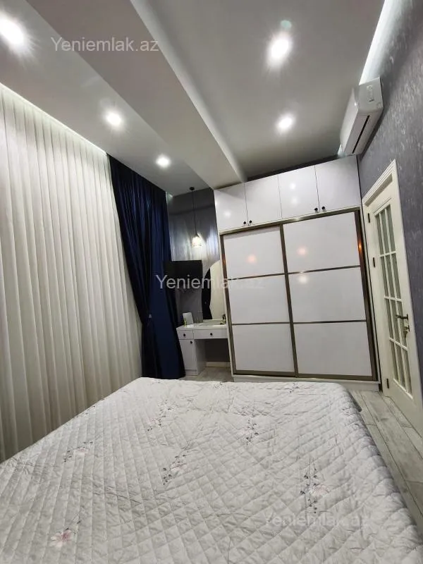 Satılır 3 otaqlı yeni tikili 97.2 m²