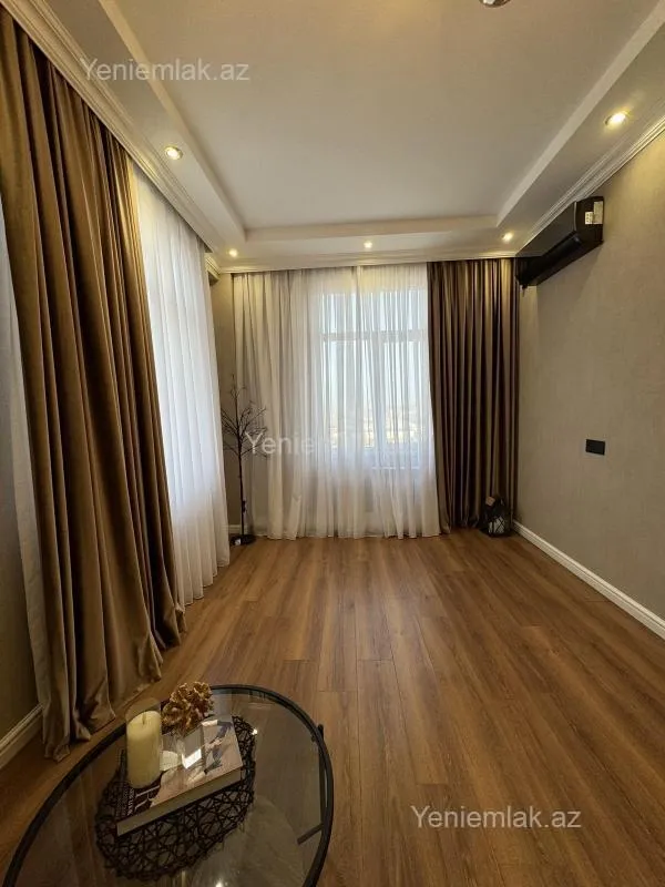Satılır 2 otaqlı yeni tikili 85 m²