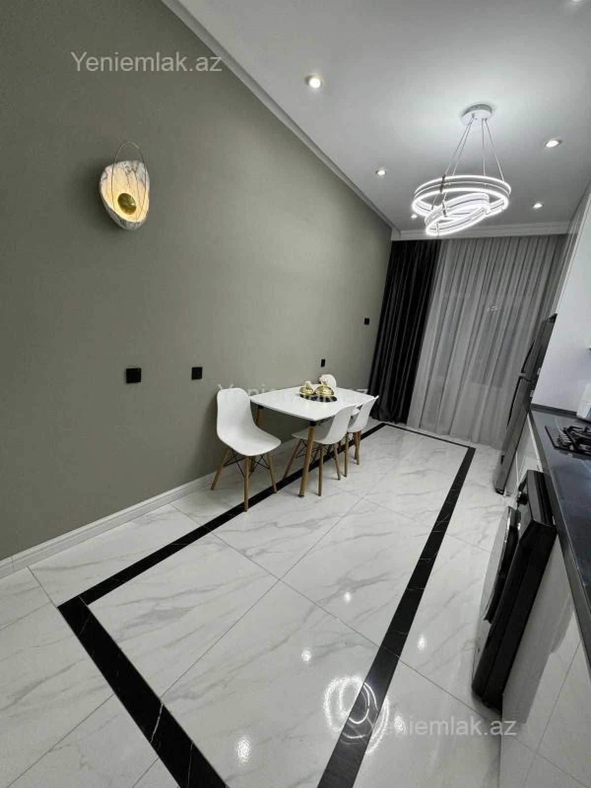 Satılır 2 otaqlı yeni tikili 85 m²