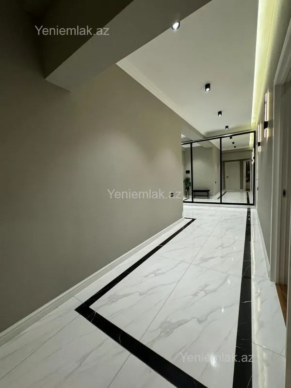 Satılır 2 otaqlı yeni tikili 85 m²