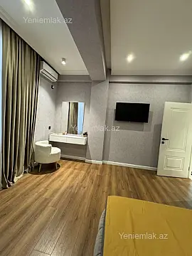 Satılır 2 otaqlı yeni tikili 85 m²