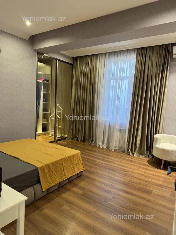 Satılır 2 otaqlı yeni tikili 85 m²