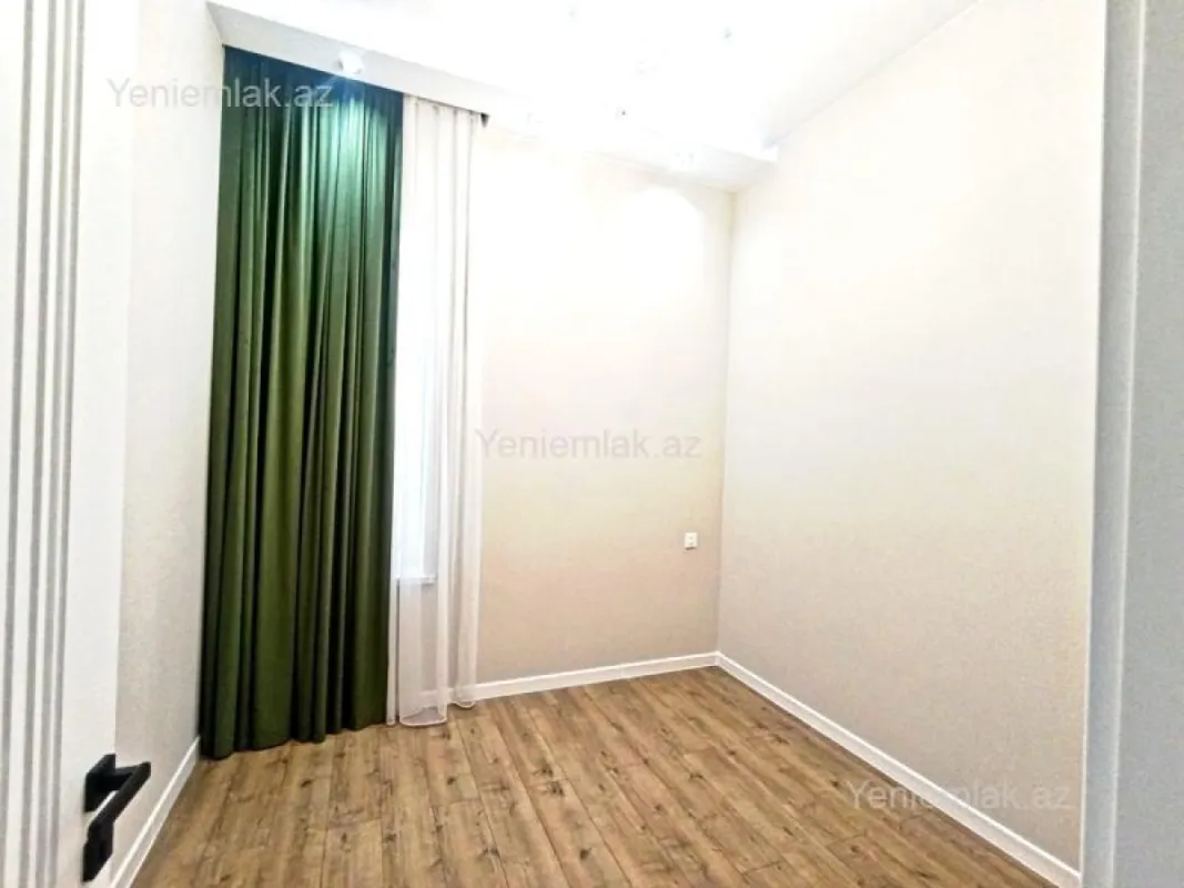 Satılır 4 otaqlı həyət evi 170 m²