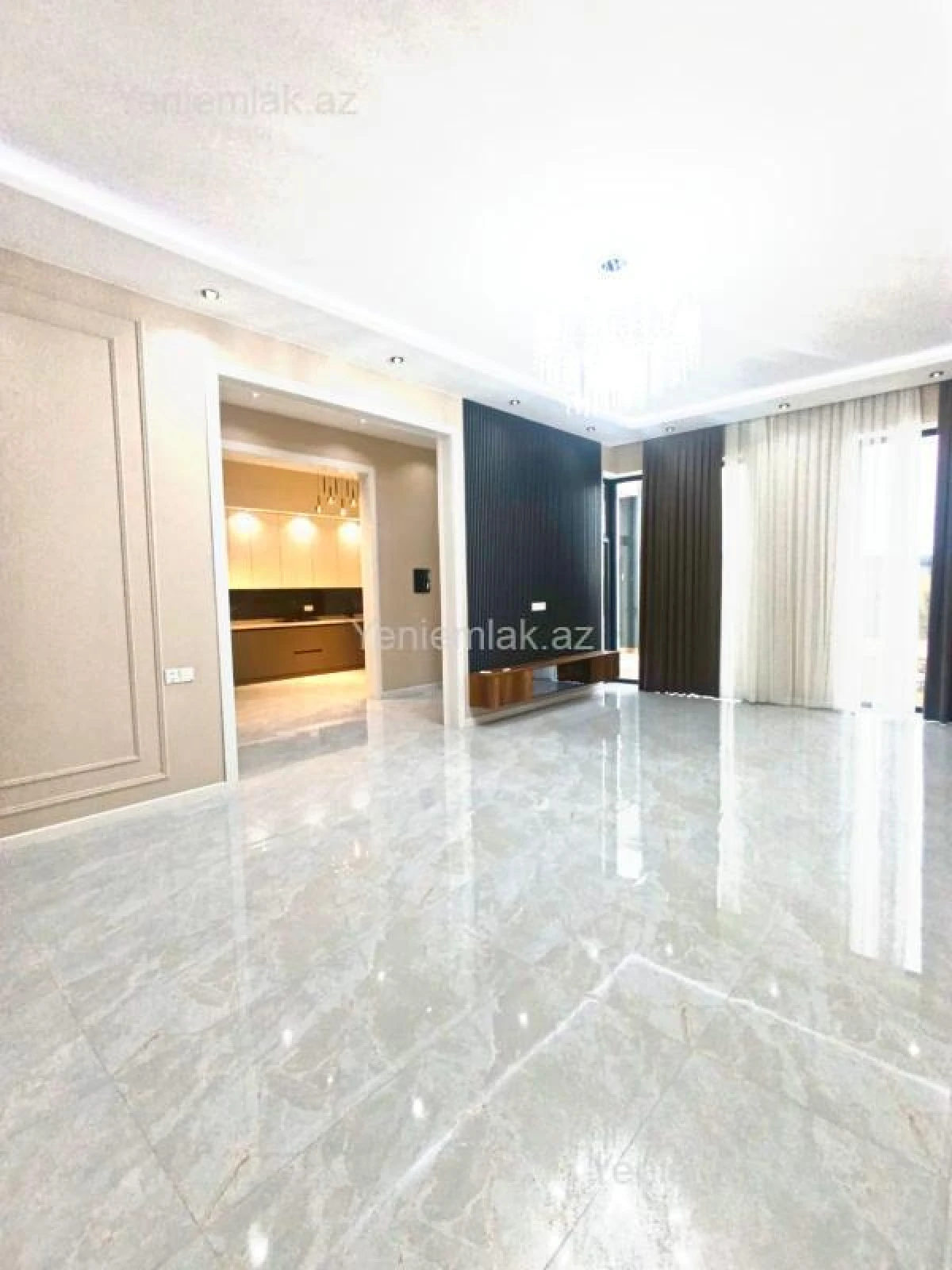 Satılır 4 otaqlı həyət evi 170 m²