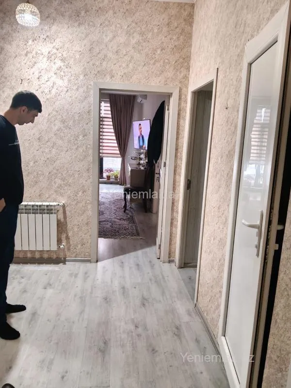 Satılır 2 otaqlı yeni tikili 60 m²