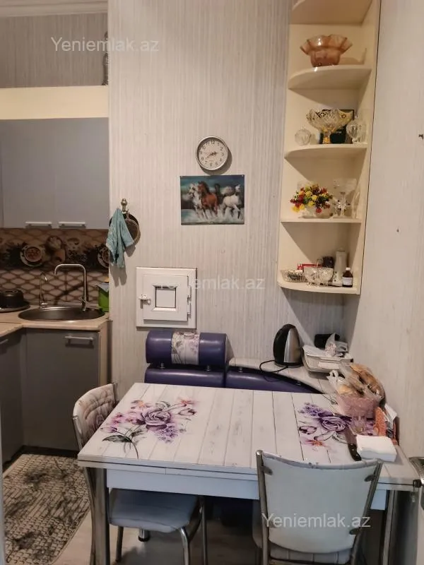 Satılır 2 otaqlı yeni tikili 60 m²