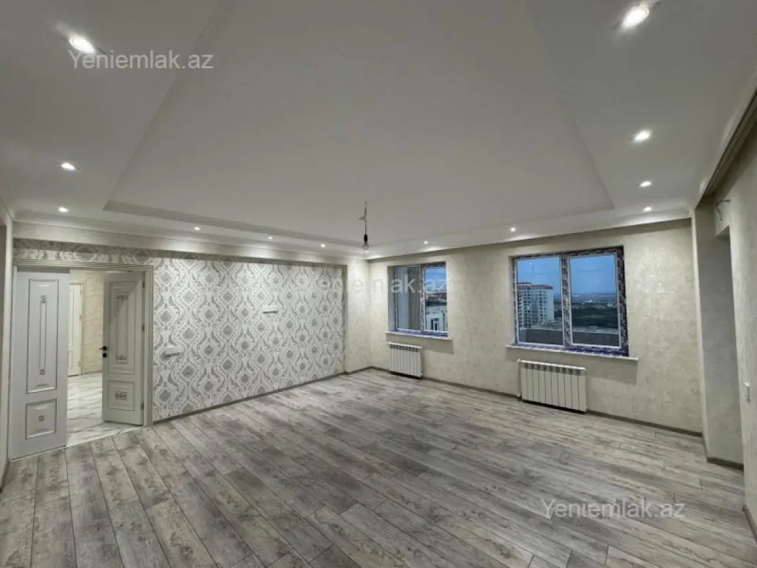 Satılır 3 otaqlı yeni tikili 120 m²