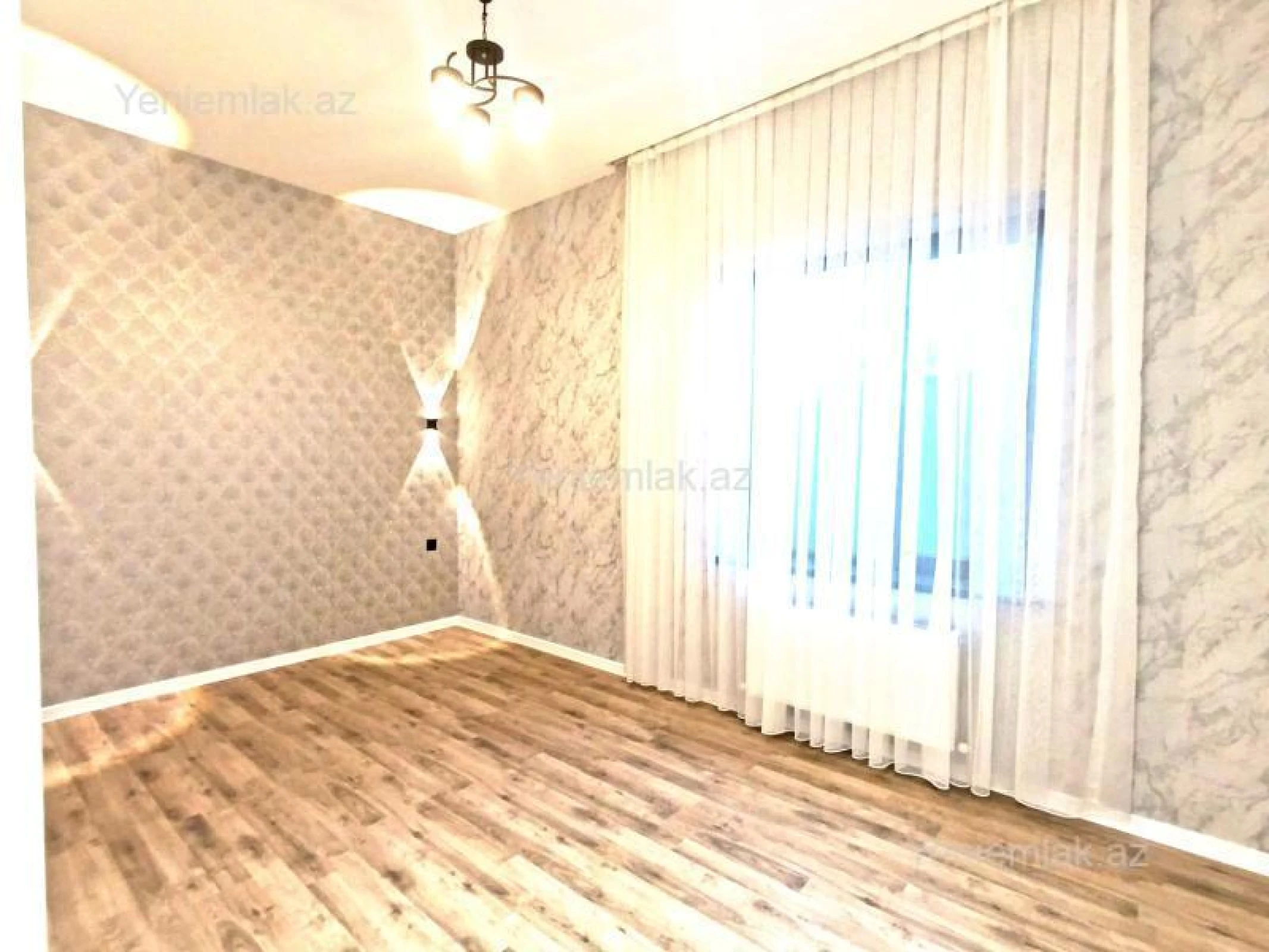 Satılır 4 otaqlı həyət evi 170 m²