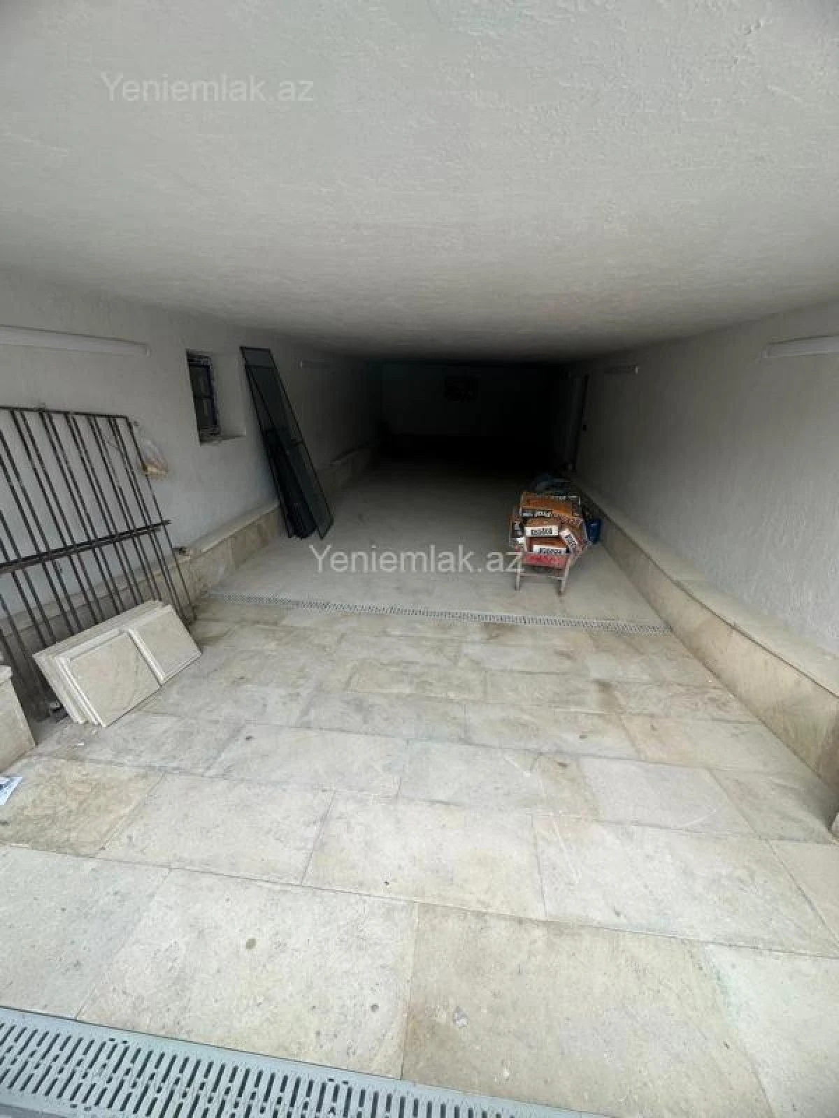 Satılır 6 otaqlı həyət evi 300 m²