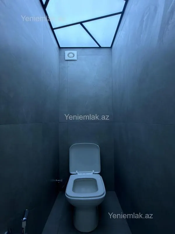 Satılır 2 otaqlı köhnə tikili 60 m²