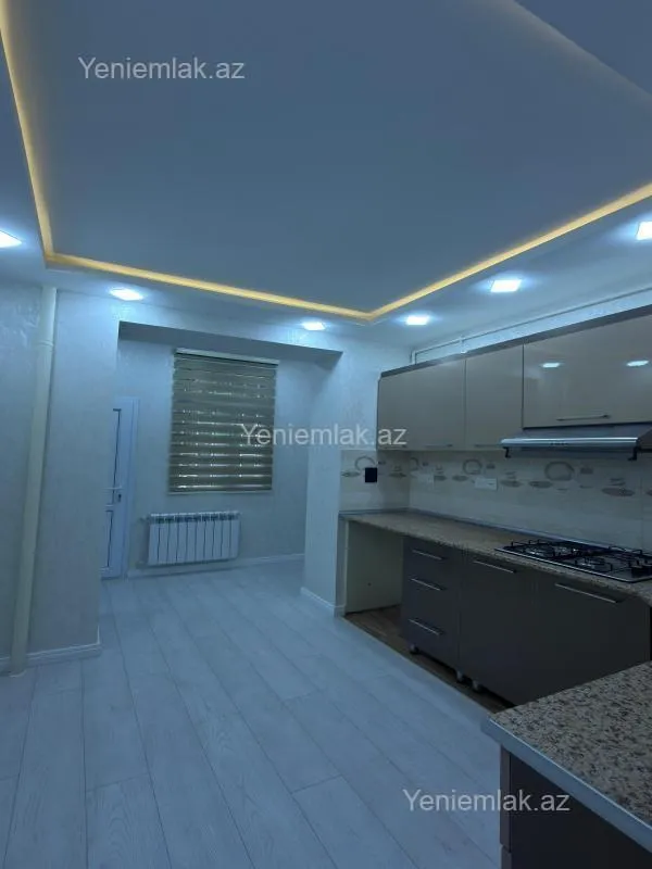 Satılır 2 otaqlı köhnə tikili 60 m²