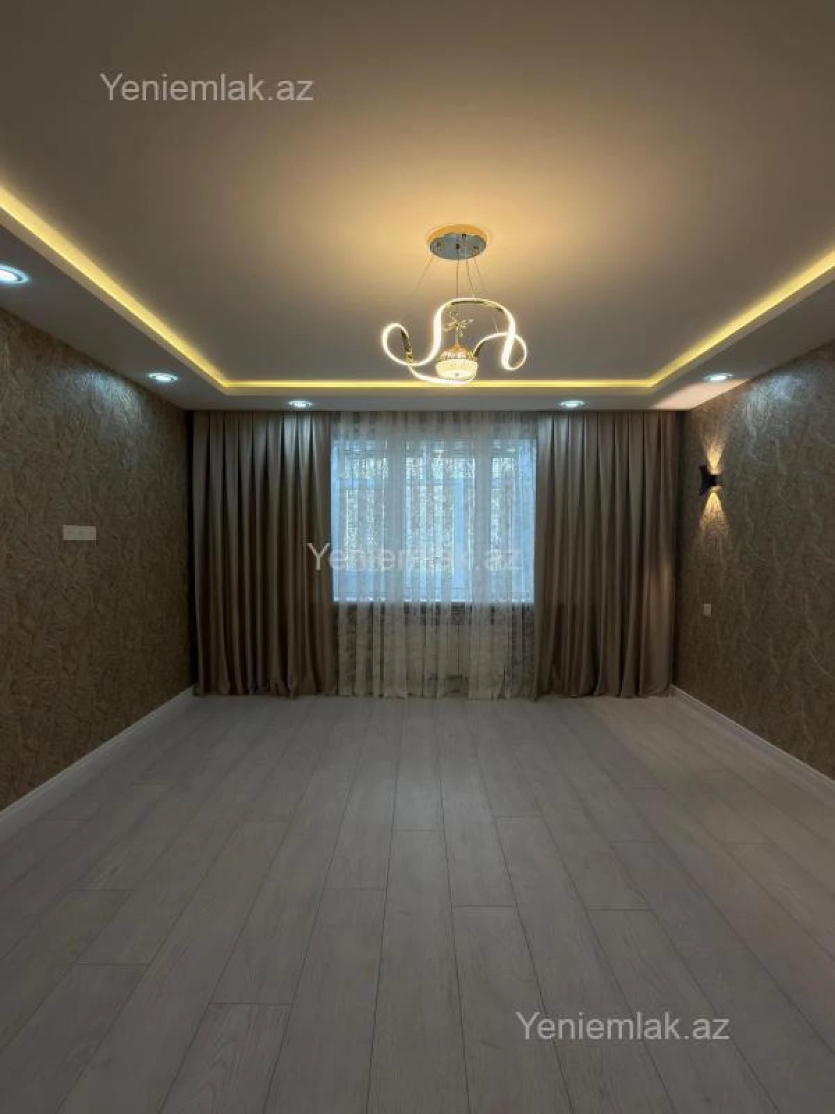 Satılır 2 otaqlı köhnə tikili 60 m²