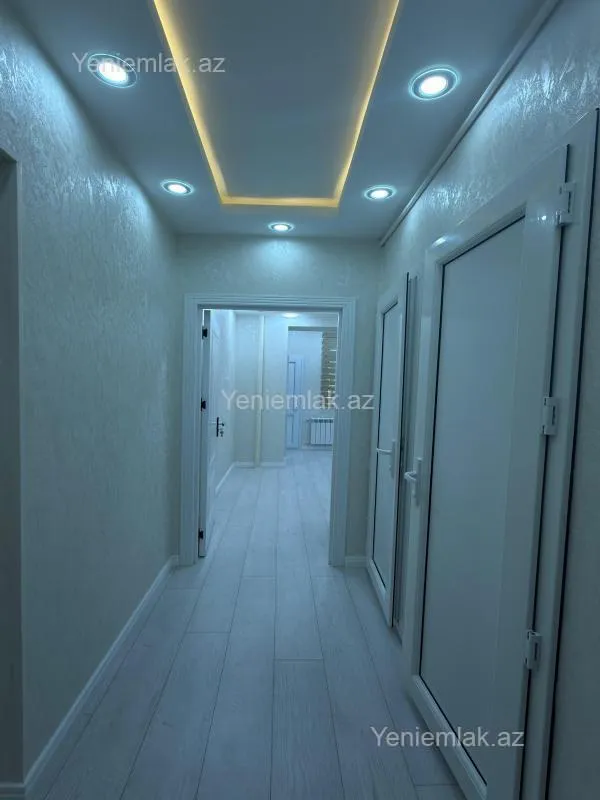 Satılır 2 otaqlı köhnə tikili 60 m²