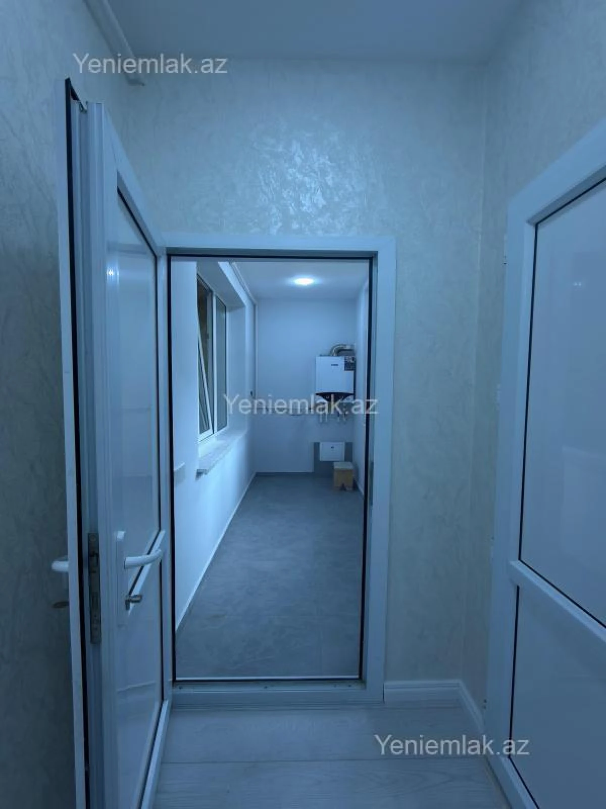 Satılır 2 otaqlı köhnə tikili 60 m²