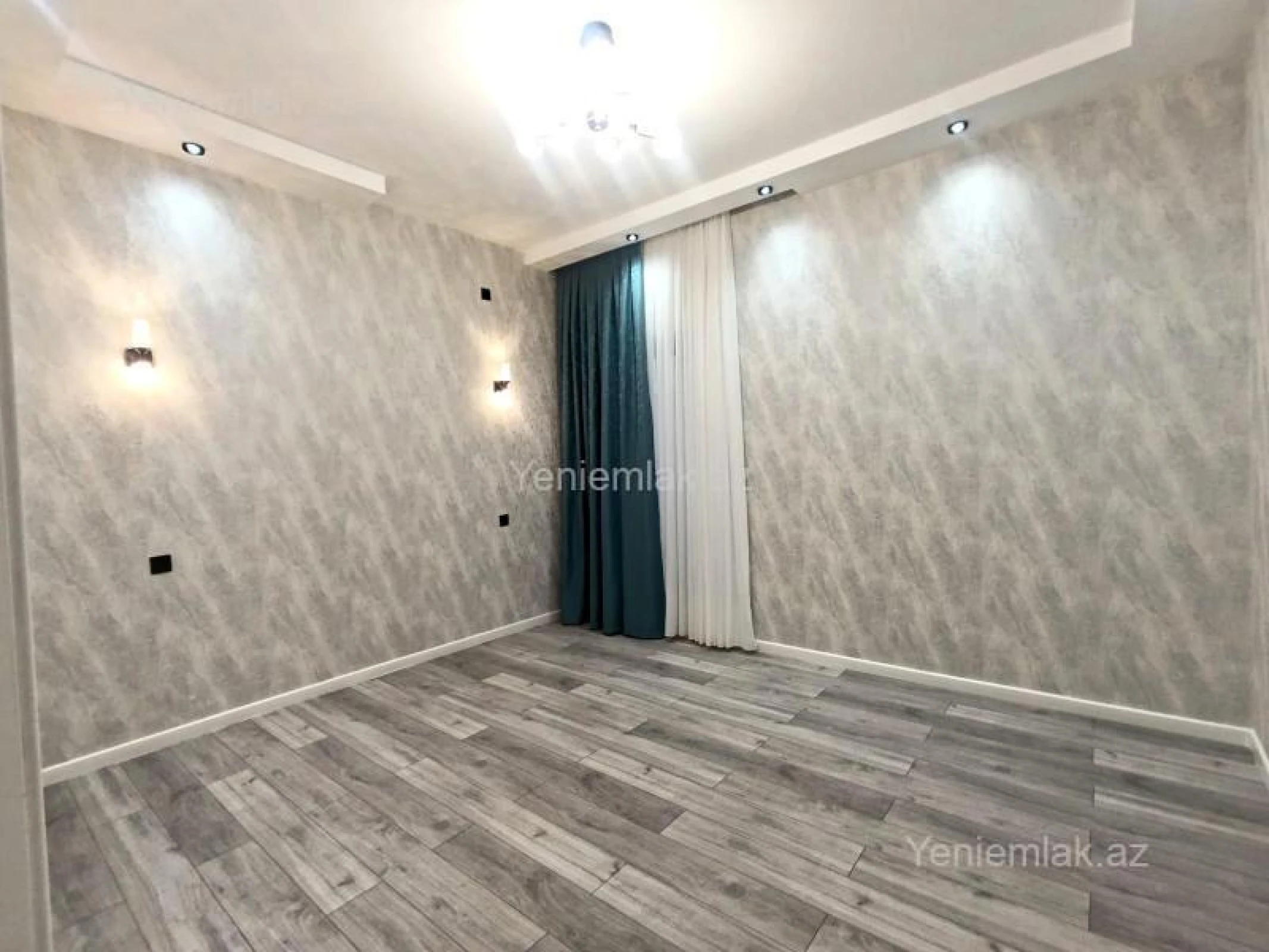 Satılır 4 otaqlı həyət evi 160 m²