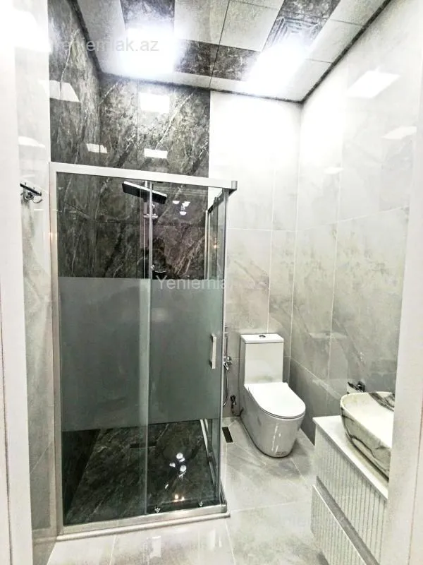 Satılır 4 otaqlı həyət evi 160 m²