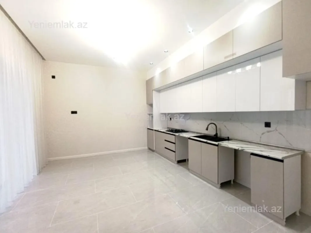 Satılır 4 otaqlı həyət evi 160 m²