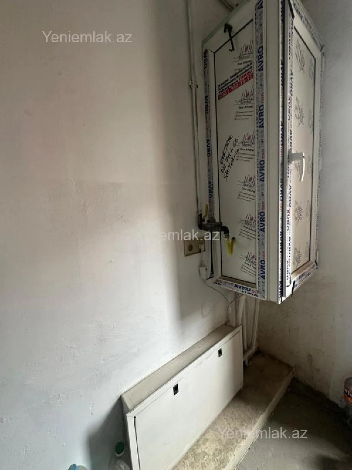 Satılır 3 otaqlı yeni tikili 100 m²