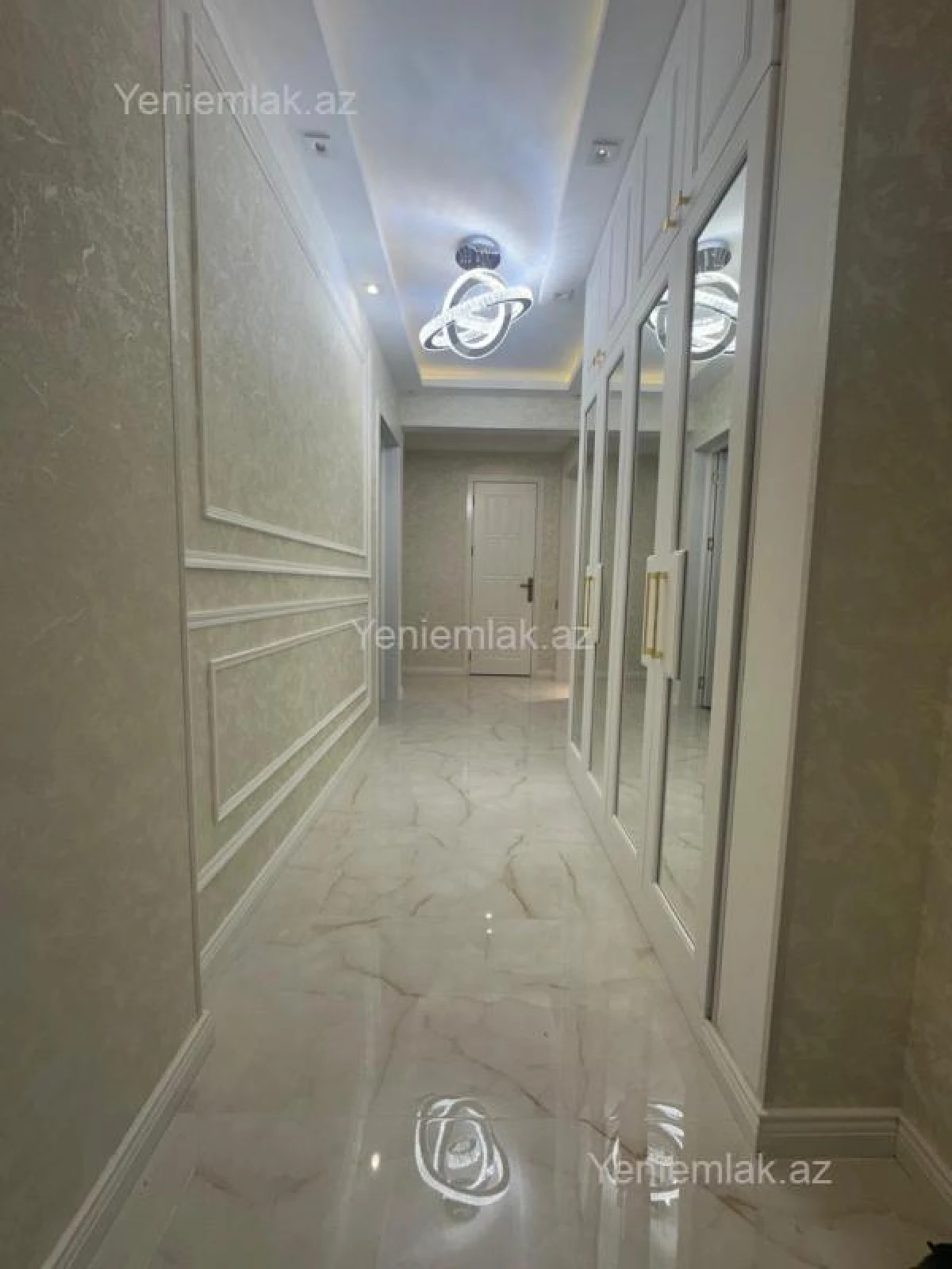Satılır 3 otaqlı yeni tikili 100 m²