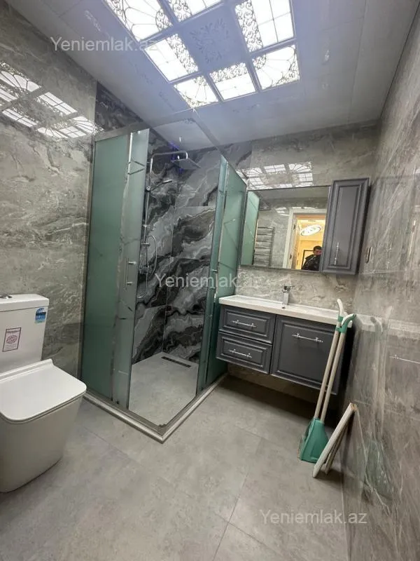 Satılır 3 otaqlı yeni tikili 100 m²
