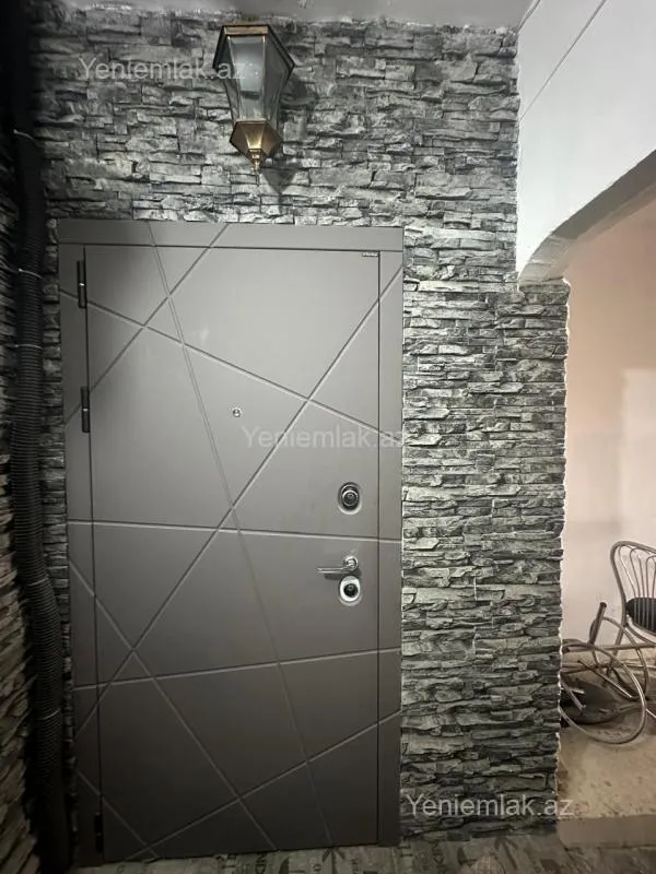 Satılır 3 otaqlı yeni tikili 100 m²