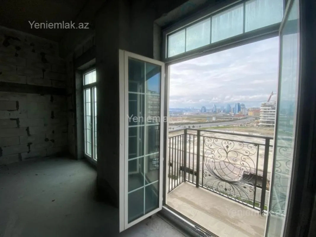 Satılır 4 otaqlı yeni tikili 184 m²