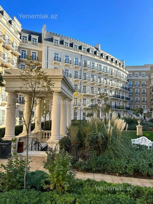 Satılır 4 otaqlı yeni tikili 184 m²