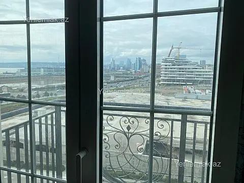 Satılır 4 otaqlı yeni tikili 184 m²