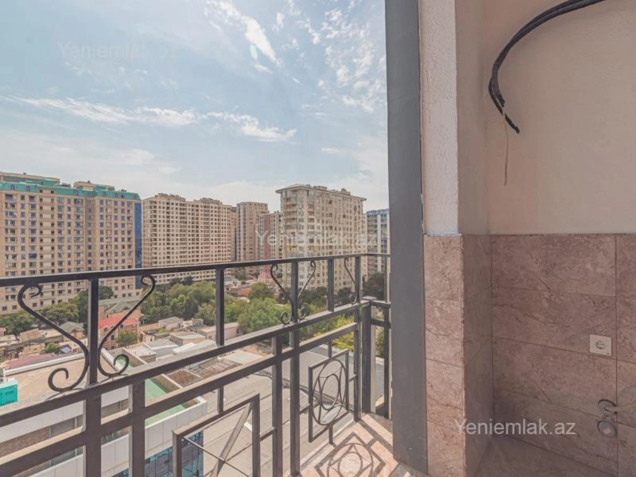 Kirayə verilir 3 otaqlı yeni tikili 103 m²