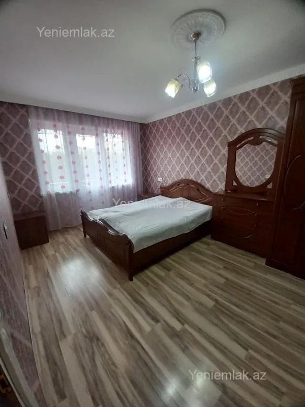 Satılır 1 otaqlı köhnə tikili 35 m²