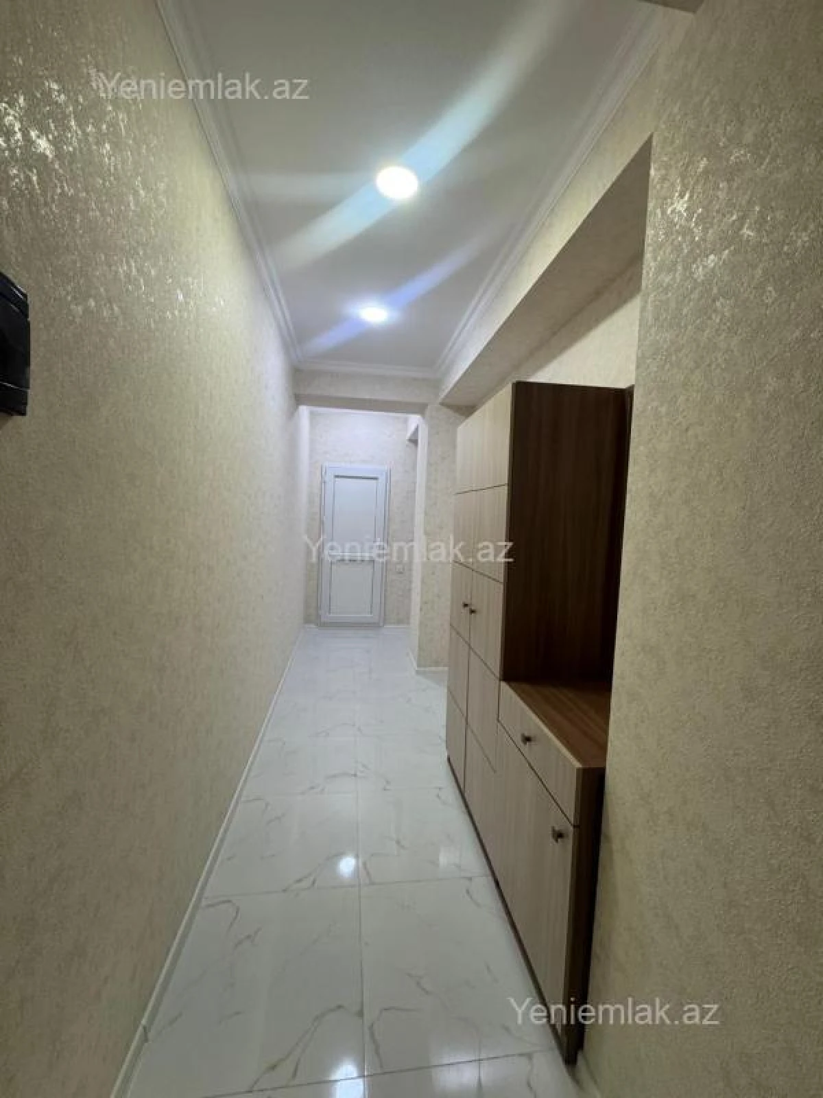 Satılır 2 otaqlı yeni tikili 59 m²