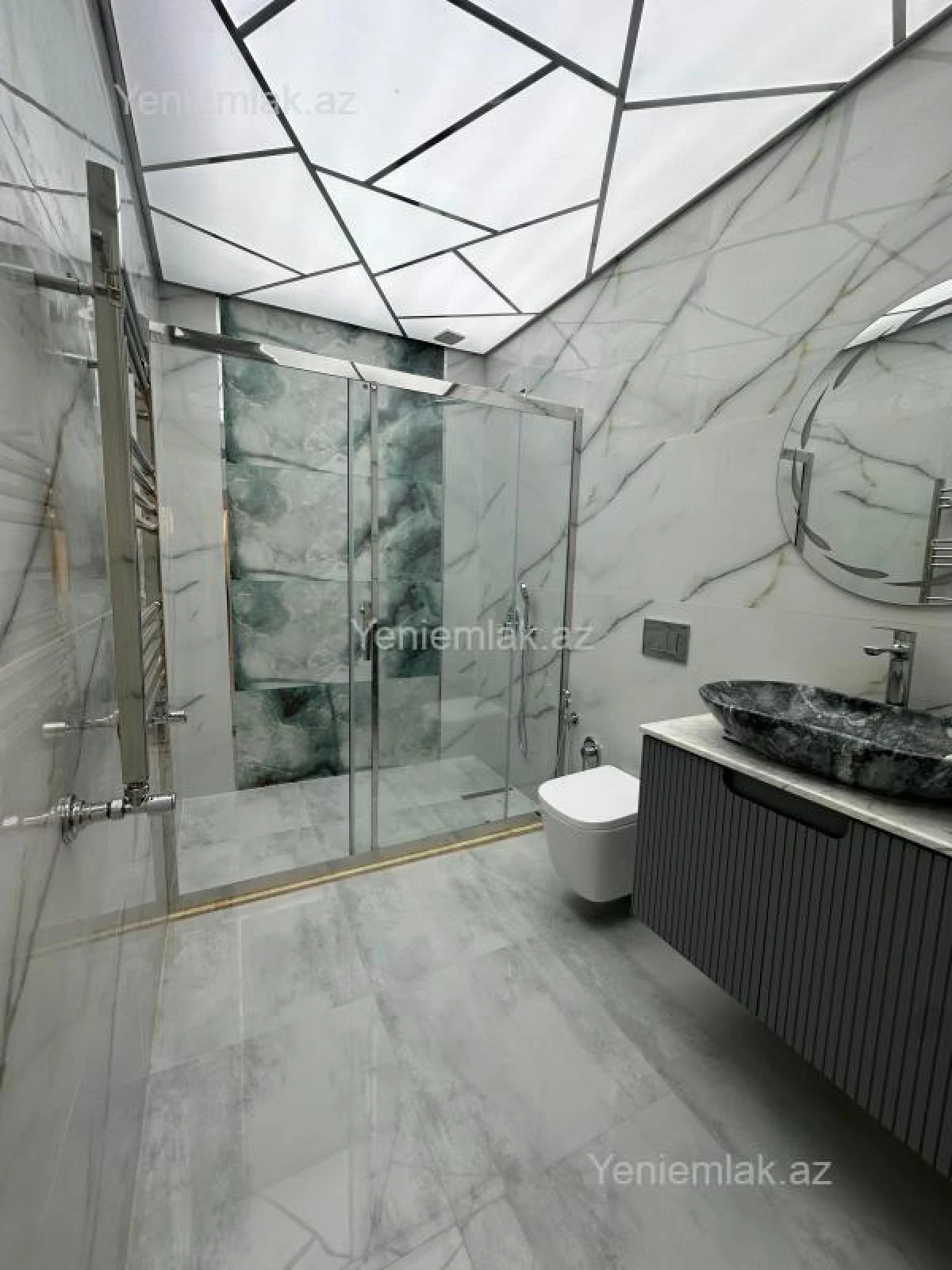 Satılır 3 otaqlı yeni tikili 127 m²