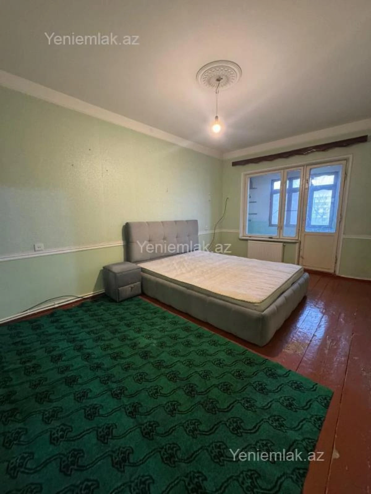 Satılır 5 otaqlı köhnə tikili 110 m²