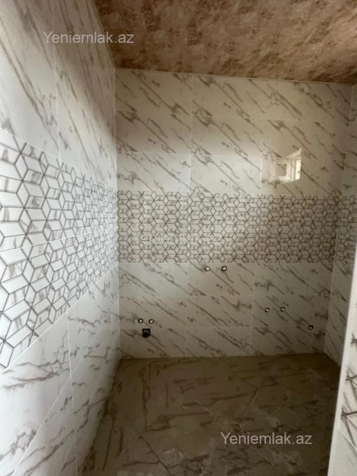 Satılır 4 otaqlı həyət evi 140 m²