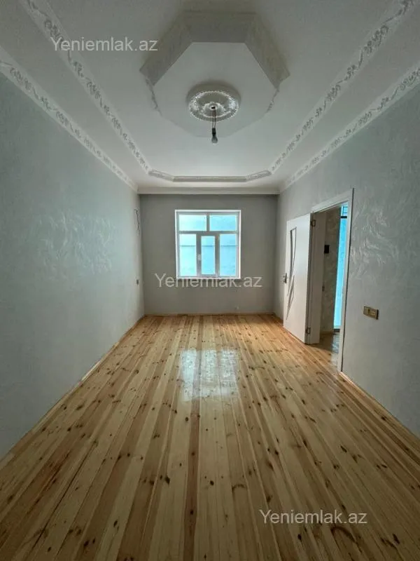 Satılır 4 otaqlı həyət evi 140 m²