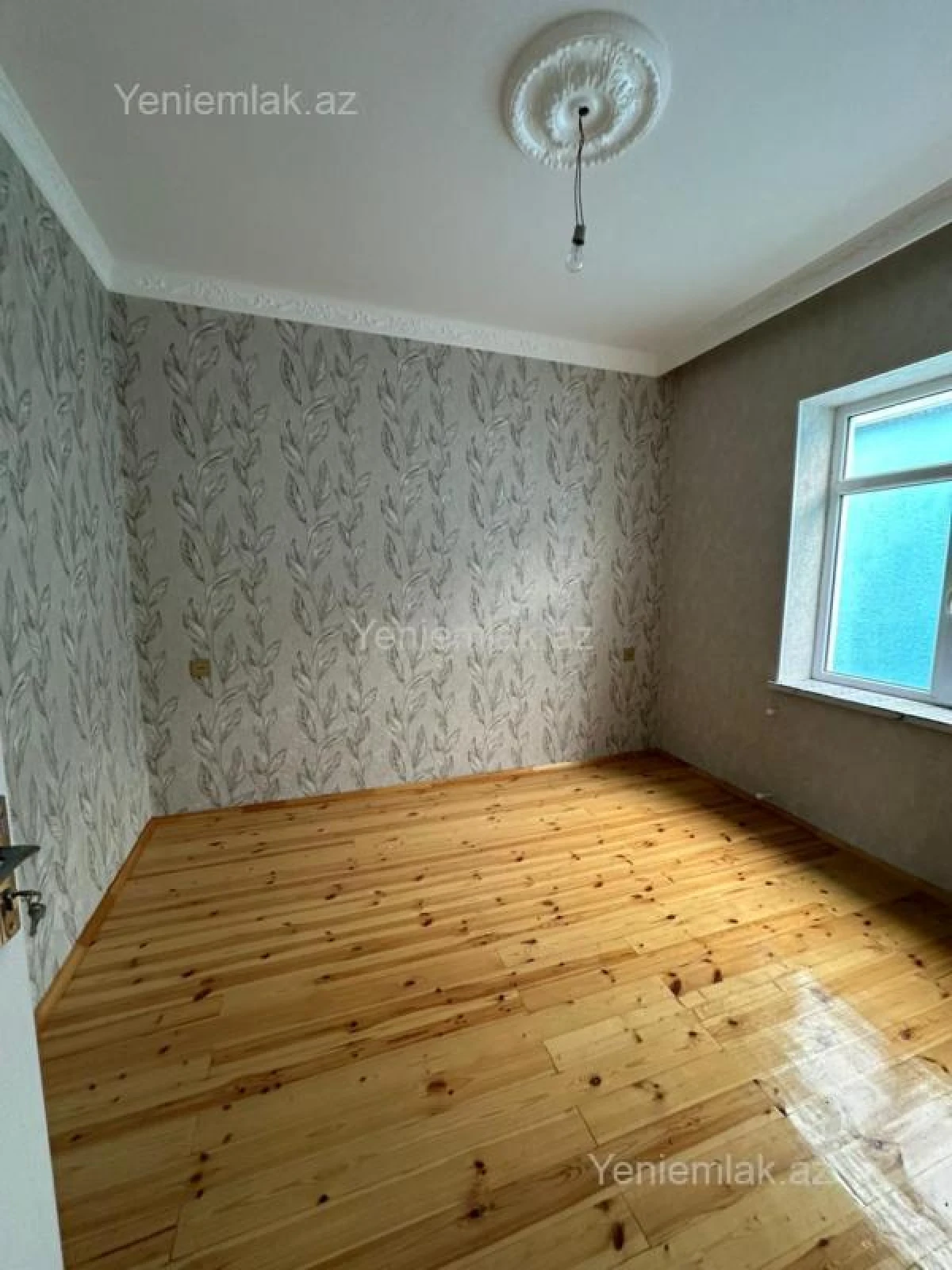 Satılır 4 otaqlı həyət evi 140 m²