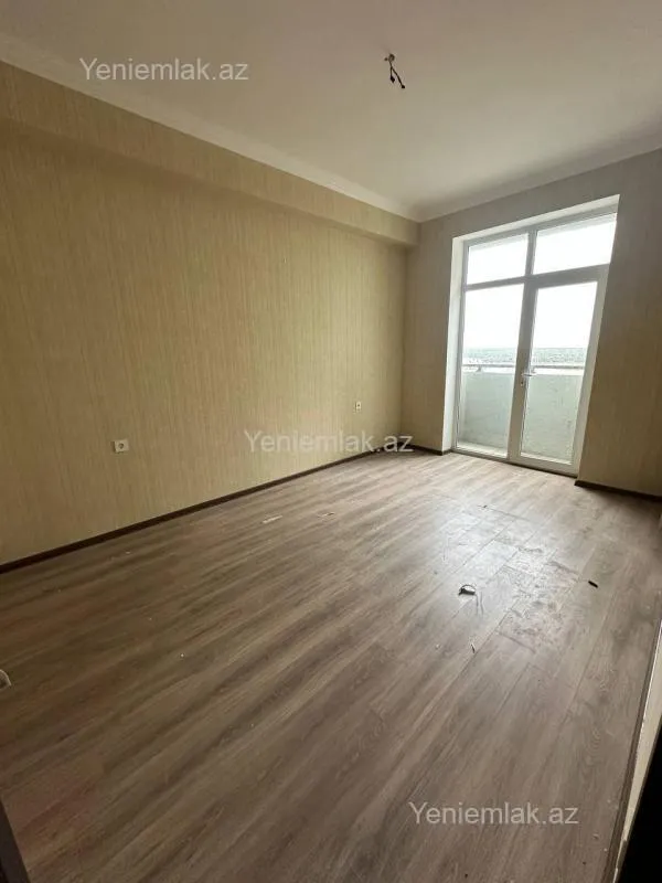 Satılır 3 otaqlı yeni tikili 77 m²
