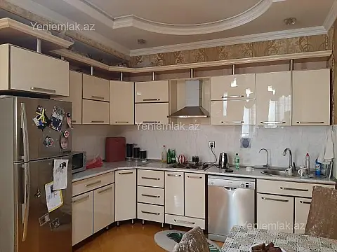 Satılır 4 otaqlı yeni tikili 170 m²