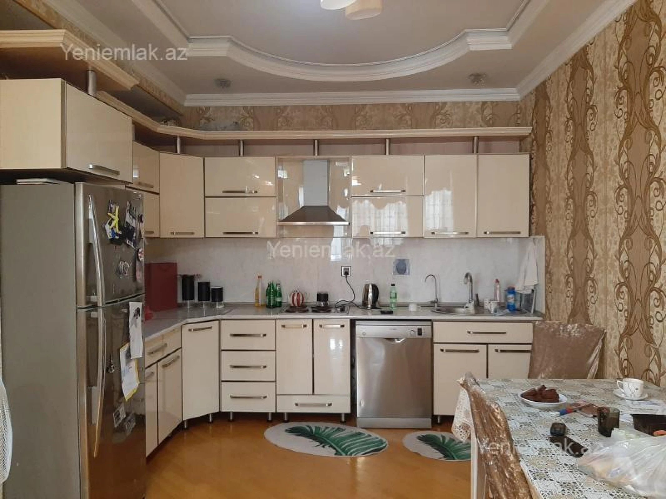 Satılır 4 otaqlı yeni tikili 170 m²