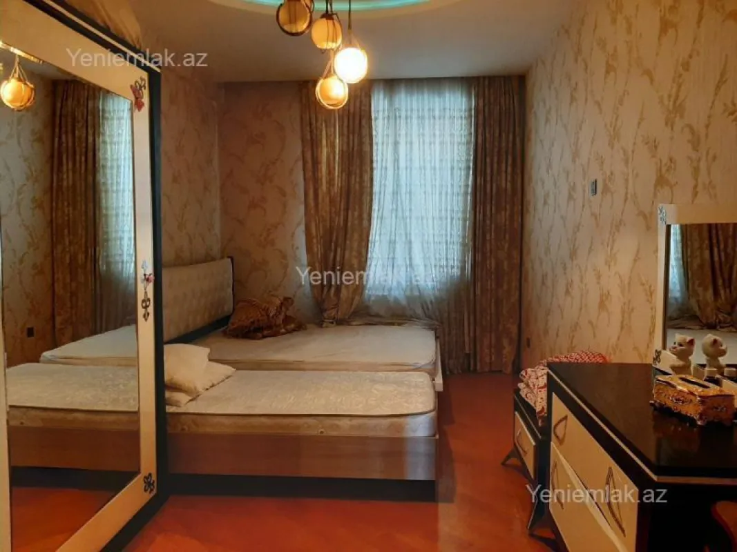 Satılır 4 otaqlı yeni tikili 170 m²