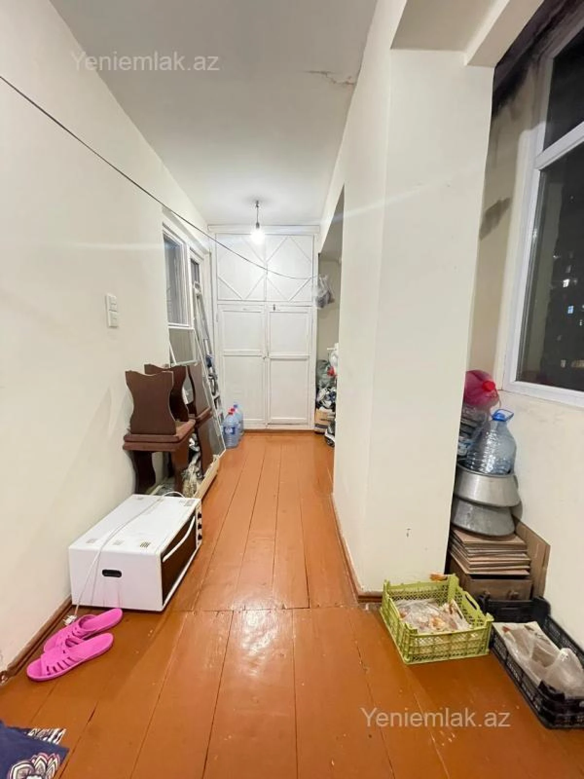 Satılır 4 otaqlı köhnə tikili 100 m²