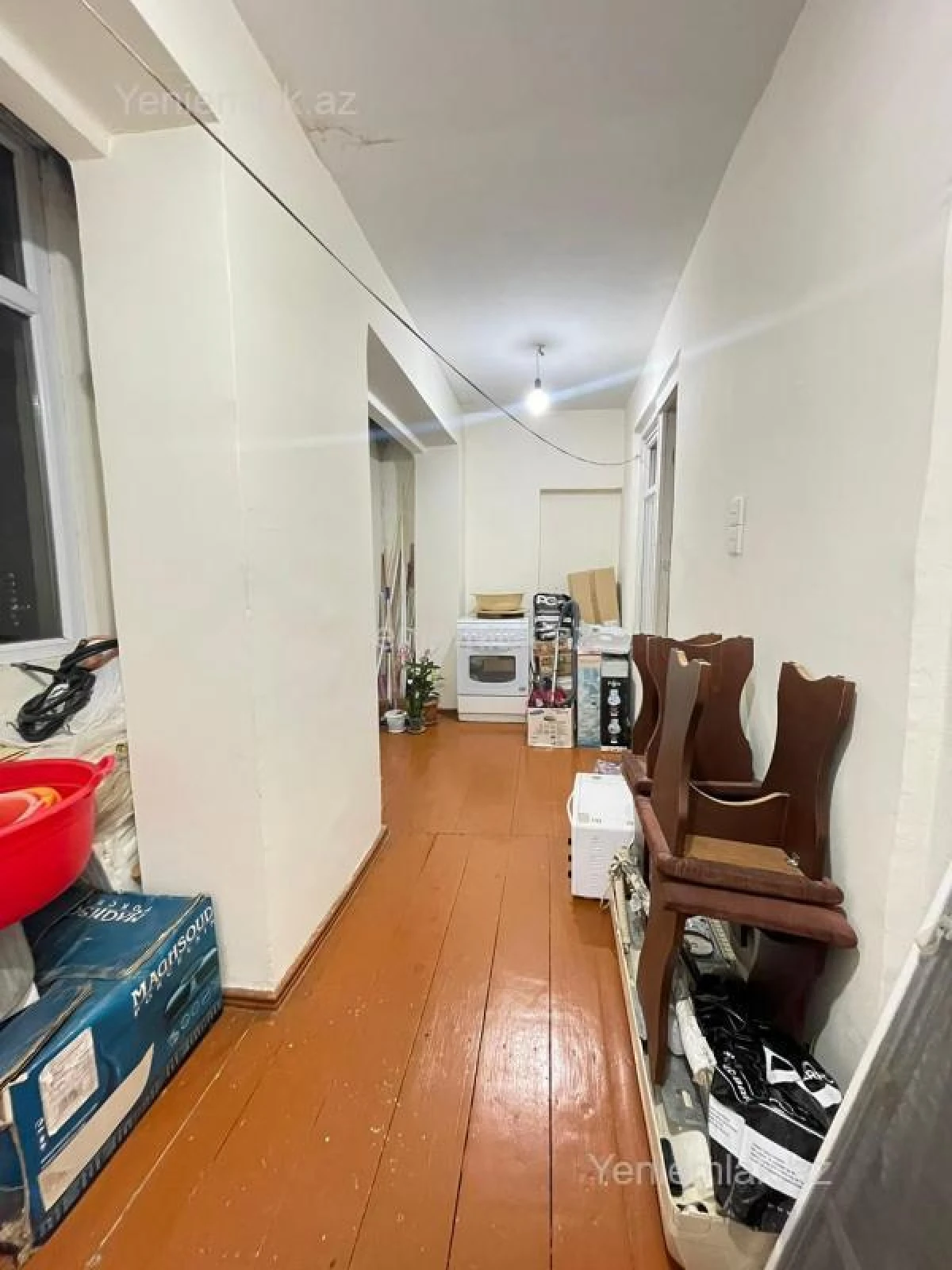 Satılır 4 otaqlı köhnə tikili 100 m²