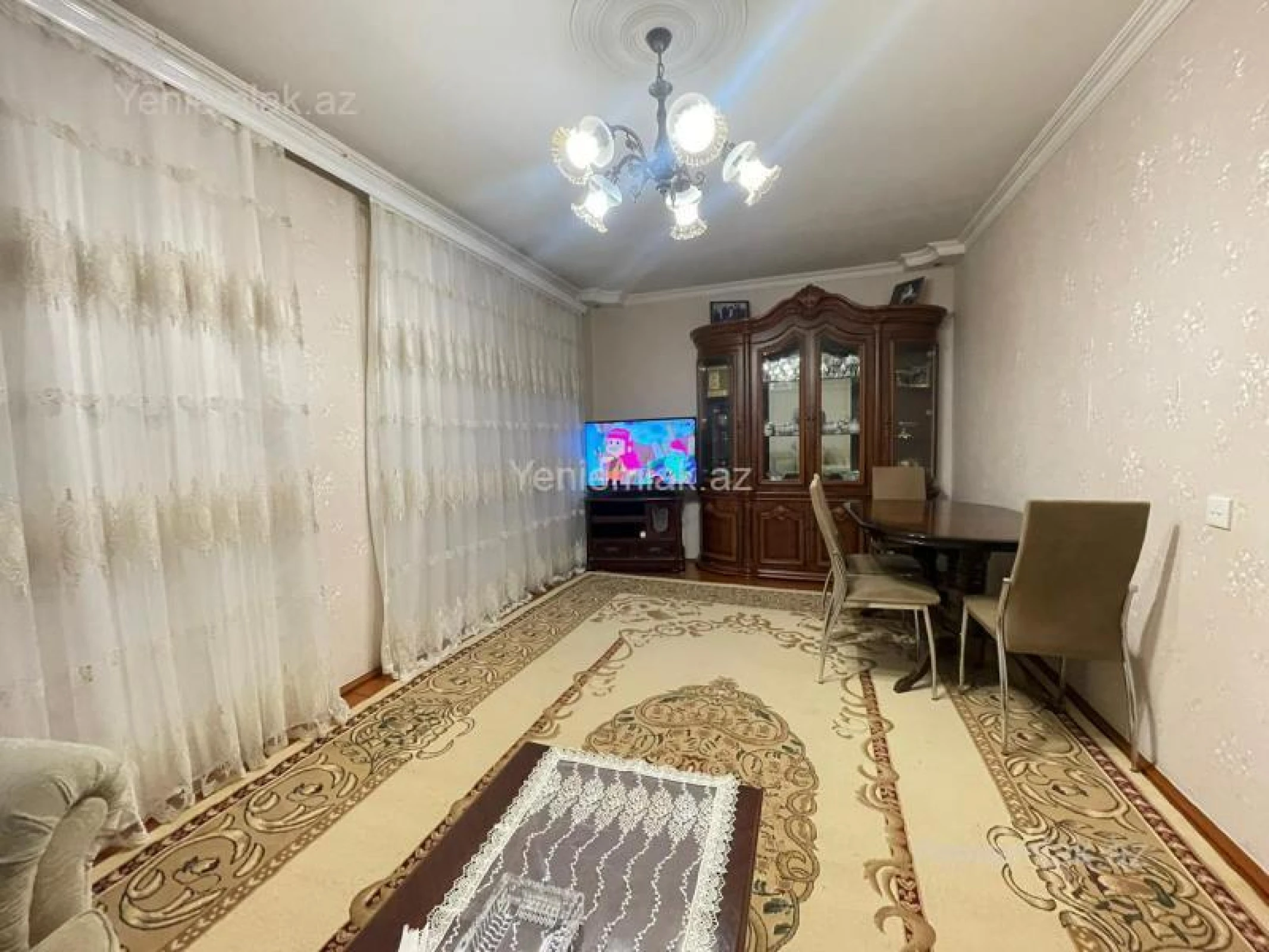 Satılır 4 otaqlı köhnə tikili 100 m²