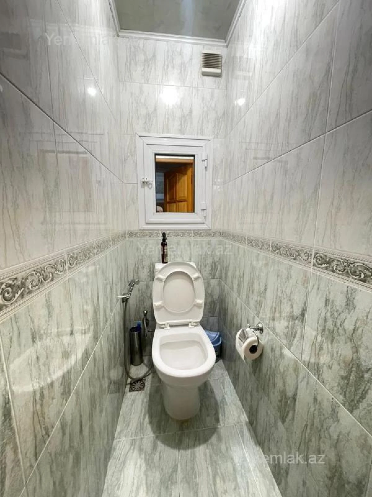 Satılır 4 otaqlı köhnə tikili 100 m²